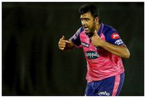 RCB vs RR: ಐಪಿಎಲ್‌ನಲ್ಲಿ 150 ವಿಕೆಟ್ ಪಡೆದ ಆರ್. ಅಶ್ವಿನ್, ಅಗ್ರಸ್ಥಾನದ ಮೇಲೆ ಕಣ್ಣು