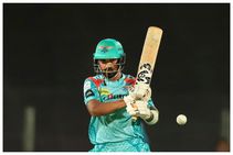 ಐಪಿಎಲ್ ಇತಿಹಾಸದಲ್ಲಿ ಮಹತ್ವದ ಸಾಧನೆ ಮಾಡಿದ ರಾಹುಲ್: ಕೊಹ್ಲಿ, ಧವನ್ ದಾಖಲೆ ಸರಿಗಟ್ಟಿದ ಕೆಎಲ್