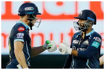 ಅವರಿಬ್ಬರೇ ಯಾವಾಗಲೂ ಗೆಲ್ಲಿಸಲು ಸಾಧ್ಯವಿಲ್ಲ: ಗುಜರಾತ್ ತಂಡದ ಹುಳುಕು ಬೊಟ್ಟು ಮಾಡಿದ ಚೋಪ್ರ!