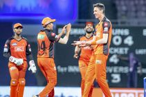 DC vs SRH: ಪಂದ್ಯದಲ್ಲಿ ನಿಮ್ಮ ಡ್ರೀಮ್ ಟೀಮ್ ಗೆಲ್ಲಲು ಈ ಮೂವರನ್ನು ಹೊರಗಿಡಿ