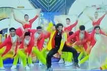 ಐಪಿಎಲ್ ಸಮಾರೋಪ ಸಮಾರಂಭದಲ್ಲಿ ಕೆಜಿಎಫ್ ಚಿತ್ರದ ಹಾಡಿಗೆ ಹೆಜ್ಜೆ ಹಾಕಿದ ರಣವೀರ್ ಸಿಂಗ್