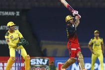 RCB vs CSK: ಪಂದ್ಯದಲ್ಲಿ ಗೆಲ್ಲಬೇಕೆಂದರೆ ನಿಮ್ಮ ಡ್ರೀಮ್ ಟೀಮ್ ಹೀಗಿರಲಿ; ಈತನಿಗೆ ನಾಯಕತ್ವ ನೀಡಿ