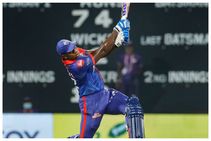 ಮುಂಬೈನಲ್ಲಿ ಟೆವೆಲ್‌ನಲ್ಲೇ 2-3 ದಿನ ಕಳೆದಿದ್ದ ಕ್ರಿಕೆಟರ್: ಡಿಸಿ ಬ್ಯಾಟರ್ ಪೋವೆಲ್ ಬಿಚ್ಚಿಟ್ಟ ಟವೆಲ್ ಕಥೆ!