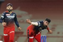 GT vs RCB: ಗುಜರಾತ್ ವಿರುದ್ಧದ ಪಂದ್ಯದಲ್ಲಿ ಸಿರಾಜ್‌ರನ್ನು ಹೊರಹಾಕಿದ್ದೇಕೆ? ಕಾರಣ ಬಿಚ್ಚಿಟ್ಟ ಡು ಪ್ಲೆಸಿಸ್!