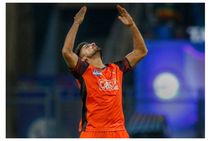 IPL 2022: ತನ್ನದೇ ದಾಖಲೆ ಮುರಿದ ಉಮ್ರಾನ್ ಮಲ್ಲಿಕ್, ಸೀಸನ್‌ನ ಅತಿ ವೇಗದ ಎಸೆತ!