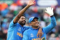 ಹಾರ್ದಿಕ್ ಪಾಂಡ್ಯರನ್ನು ಎಂಎಸ್ ಧೋನಿಯ ಜೂನಿಯರ್ ಆವೃತ್ತಿ ಎಂದ ಟೈಟನ್ಸ್ ಬೌಲರ್