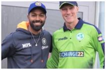 ಐರ್ಲೆಂಡ್‌ನ ಹ್ಯಾರಿ ಟೆಕ್ಟರ್‌ಗೆ ಬ್ಯಾಟ್ ಗಿಫ್ಟ್‌ ನೀಡಿದ ಹಾರ್ದಿಕ್ ಪಾಂಡ್ಯ