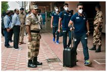 ಭಾರತ vs ದ. ಆಫ್ರಿಕಾ: ರಾಜ್‌ಕೋಟ್‌ಗೆ ಬಂದಿಳಿದ ಭಾರತ ತಂಡಕ್ಕೆ ಗುಜರಾತಿ ಶೈಲಿಯ ಸ್ವಾಗತ