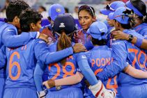 ಸೀಮಿತ ಓವರ್‌ಗಳ ಸರಣಿಗಾಗಿ ಶ್ರೀಲಂಕಾಕ್ಕೆ ಆಗಮಿಸಿದ ಭಾರತೀಯ ಮಹಿಳಾ ಕ್ರಿಕೆಟ್ ತಂಡ