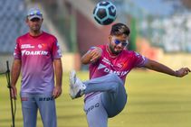 ಟಿ20 ವಿಶ್ವಕಪ್‌ನಲ್ಲಿ ರಿಷಭ್ ಪಂತ್‌ರನ್ನು ಆಡಿಸಬೇಕೇ? ಕೋಚ್ ರಿಕಿ ಪಾಂಟಿಂಗ್ ಹೇಳಿದ್ದೇನು?