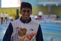 ನಮ್ಮೂರ ಪ್ರತಿಭೆ: ಈಜಿನಲ್ಲಿ 'ಗೋಲ್ಡನ್ ಬಾಯ್' ಎಂದೇ ಖ್ಯಾತಿ ಪಡೆದ ಬೆಂಗಳೂರಿನ ಅನೀಶ್ ಗೌಡ