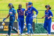 IND vs SL 2ನೇ ಏಕದಿನ: ಸ್ಮೃತಿ ಮಂಧಾನ, ಶಫಾಲಿ ಸ್ಫೋಟಕ ಬ್ಯಾಟಿಂಗ್; ಶ್ರೀಲಂಕಾ ವಿರುದ್ಧ 10 ವಿಕೆಟ್ ಜಯ