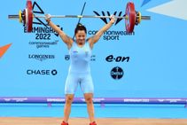 CWG 2022: ವೇಟ್‌ಲಿಫ್ಟಿಂಗ್‌ನಲ್ಲಿ ಚಿನ್ನ ಗೆದ್ದ ಮೀರಾಬಾಯಿ ಚಾನು; ಭಾರತಕ್ಕೆ 3ನೇ ಪದಕ