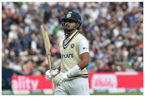 ಪದೇ ಪದೇ ಶಾರ್ಟ್ ಬಾಲ್‌ಗೆ ಔಟಾಗುತ್ತಿರುವ ಶ್ರೇಯಸ್‌ ಅಯ್ಯರ್‌: ಟಿ20 ವಿಶ್ವಕಪ್‌ನಲ್ಲಿ ಸ್ಥಾನ ಸಿಗೋದು ಅನುಮಾನ!