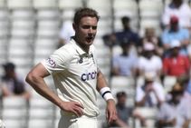 ಟೆಸ್ಟ್ ಓವರ್‌ನಲ್ಲಿ ಹೆಚ್ಚು ರನ್: ನನ್ನ ದಾಖಲೆ ಕಳೆದುಕೊಂಡದ್ದಕ್ಕೆ ಬೇಜಾರು ಎಂದು ಬ್ರಾಡ್ ಕಾಲೆಳೆದ ಪೀಟರ್ಸನ್