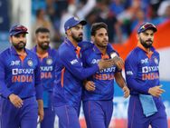 IND vs PAK: ಆಡುವ 11ರ ಬಳಗದಲ್ಲಿ ಪಂತ್ ಬದಲಿಗೆ ದಿನೇಶ್ ಕಾರ್ತಿಕ್; ರೋಹಿತ್ ಹೇಳಿದ್ದೇನು?