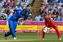 CWG 2022: 190 ಸ್ಟ್ರೈಕ್‌ರೇಟ್‌ನಲ್ಲಿ ಅಬ್ಬರಿಸಿದ ಸ್ಮೃತಿ ಮಂಧಾನ; ಸೆಮಿಫೈನಲ್‌ನಲ್ಲಿ ಇಂಗ್ಲೆಂಡ್‌ಗೆ ಪೈಪೋಟಿಯುತ ಗುರಿ