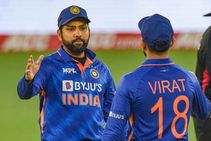 Asia Cup 2022: ರೋಹಿತ್ ಕೊಹ್ಲಿಗಿಂತ ಬೆಸ್ಟ್ ಕ್ಯಾಪ್ಟನ್ ಆಗಲು ಇನ್ನೊಂದು ಪಂದ್ಯ ಸಾಕು!