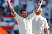 ಸಚಿನ್ ಪ್ರಥಮ ಶತಕಕ್ಕೆ 32 ವರ್ಷ: ಯಾರ ವಿರುದ್ಧ, ಗಳಿಸಿದ್ದೆಷ್ಟು ರನ್, ಸಚಿನ್ ಆಡಿದ್ದ ಕ್ರಮಾಂಕ ಯಾವುದು?