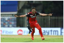 ಭಾರತ ಏಕದಿನ ತಂಡಕ್ಕೆ ಸೇರ್ಪಡೆಯಾದ ಶಹಬಾಜ್ ಅಹ್ಮದ್: ನೆಟ್ಟಿಗರ ಪ್ರತಿಕ್ರಿಯೆ