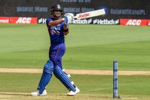 ಎಲ್ಲರ ಬಾಯಿ ಮುಚ್ಚಿಸುತ್ತಾನೆ; IND vs PAK ಪಂದ್ಯಕ್ಕೂ ಮುನ್ನ ವಿರಾಟ್ ಕೊಹ್ಲಿ ಬಗ್ಗೆ ರವಿಶಾಸ್ತ್ರಿ ದೊಡ್ಡ ಹೇಳಿಕೆ