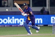 Asia Cup 2022: 10 ವರ್ಷಗಳಲ್ಲಿ ಮೊದಲ ಬಾರಿಗೆ 1 ತಿಂಗಳು ಬ್ಯಾಟ್ ಮುಟ್ಟಿಲ್ಲ; ವಿರಾಟ್ ಕೊಹ್ಲಿ