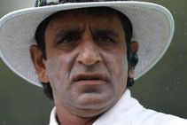 ಹಠಾತ್ ಹೃದಯಾಘಾತದಿಂದ ಪಾಕಿಸ್ತಾನದ ಮಾಜಿ ಅಂಪೈರ್ ಅಸದ್ ರೌಫ್ ನಿಧನ