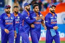 Ind Vs Aus T20: ಭುವನೇಶ್ವರ್ ಕುಮಾರ್‌ಗೆ 19ನೇ ಓವರ್‌ ನೀಡಿದ್ಯಾಕೆ ಎಂದ ಅಭಿಮಾನಿಗಳು