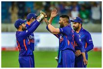 Ind vs Pak: ಪಂದ್ಯದ ಆರಂಭಕ್ಕೂ ಮುನ್ನ ತೆಗೆದುಕೊಂಡ ಆ ನಿರ್ಧಾರವೇ ಸೋಲಿಗೆ ಕಾರಣ ಎಂದ ಗವಾಸ್ಕರ್!