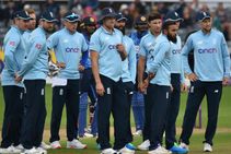 17 ವರ್ಷಗಳ ಬಳಿಕ ಪಾಕಿಸ್ತಾನದಲ್ಲಿ ಕ್ರಿಕೆಟ್ ಆಡಲು ಆಗಮಿಸಿದ ಇಂಗ್ಲೆಂಡ್ ತಂಡ