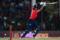 PAK vs ENG 1st T20: ಪಾಕಿಸ್ತಾನದ ವಿರುದ್ಧ 6 ವಿಕೆಟ್‌ಗಳ ಭರ್ಜರಿ ಜಯ ಸಾಧಿಸಿದ ಇಂಗ್ಲೆಂಡ್