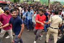 IND vs AUS: ಟಿಕೆಟ್‌ಗಾಗಿ ಕಾಲ್ತುಳಿತ; ಹೈದರಾಬಾದ್ ಕ್ರಿಕೆಟ್ ಸಂಸ್ಥೆ ವಿರುದ್ಧ FIR ದಾಖಲು