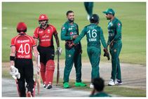 ಹಾಂಕಾಂಗ್ ವಿರುದ್ಧ ಭರ್ಜರಿಯಾಗಿ ಗೆದ್ದ ಪಾಕಿಸ್ತಾನ: 8,2,0,6,1,4,3,3,0,1,0 ಇದು ಹಾಂಕಾಂಗ್ ಸ್ಕೋರ್