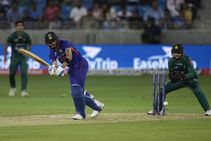 IND vs PAK: ಸೂಪರ್‌ 4 ಪಂದ್ಯದಲ್ಲಿ ಕೊಹ್ಲಿ ಅರ್ಧಶತಕ; ಪಾಕಿಸ್ತಾನಕ್ಕೆ ಸವಾಲಿನ ಗುರಿ ನೀಡಿದ ಭಾರತ