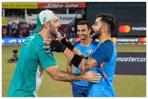 Ind vs Aus 2nd T20: ಟಾಸ್ ವಿಳಂಬ, ಜೊತೆಯಾದ ಆರ್‌ಸಿಬಿ ಆಟಗಾರರು