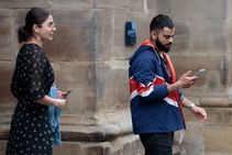 IND vs AFG: ಅನುಷ್ಕಾ ಕಬ್ಬಿಣ ಮಹಿಳೆ, ಕೊಹ್ಲಿ ಉಕ್ಕಿನ ಮನುಷ್ಯ; ಹೀಗಂದಿದ್ಯಾಕೆ ಪಾಕ್ ಕ್ರಿಕೆಟಿಗ?