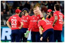 ಇಂಗ್ಲೆಂಡ್ ವಿರುದ್ಧ ಎಡವಿದ ಆಸ್ಟ್ರೇಲಿಯಾ: ಹೈಸ್ಕೋರಿಂಗ್ ಪಂದ್ಯದಲ್ಲಿ ಇಂಗ್ಲೆಂಡ್‌ಗೆ ರೋಚಕ ಗೆಲುವು