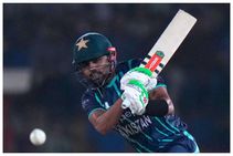 ಟಿ20 ವಿಶ್ವಕಪ್‌ನಲ್ಲಿ ಮುಂದುವರಿದ ಬಾಬರ್ ಅಜಮ್ ಕಳಪೆ ಫಾರ್ಮ್: ನೆದರ್ಲೆಂಡ್ಸ್‌ ವಿರುದ್ಧ 4 ರನ್‌ಗೆ ರನೌಟ್