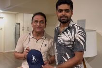 ಸುನಿಲ್ ಗವಾಸ್ಕರ್ ಆಟೋಗ್ರಾಫ್ ಪಡೆದ ಪಾಕಿಸ್ತಾನದ ನಾಯಕ ಬಾಬರ್ ಅಜಮ್