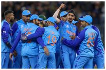 ಅಗ್ನಿ ಪರೀಕ್ಷೆ ಎದುರಿಸಲು ರೋಹಿತ್ ಪಡೆ ಸಜ್ಜು: ಅಡಿಲೇಡ್‌ಗೆ ಬಂದಿಳಿದ ಟೀಮ್ ಇಂಡಿಯಾ