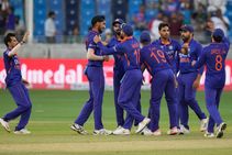 IND vs PAK: ಪಾಕಿಸ್ತಾನ ವಿರುದ್ಧದ ಪಂದ್ಯಕ್ಕೆ ಈ ಆಟಗಾರರು ಡೌಟ್; ಭಾರತದ ಸಂಭಾವ್ಯ ತಂಡ ಇದು!