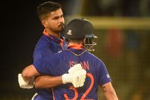 Ind vs SA 2nd ODI: ಶ್ರೇಯಸ್ ಅಯ್ಯರ್ ಭರ್ಜರಿ ಶತಕ; ದಕ್ಷಿಣ ಆಫ್ರಿಕಾ ವಿರುದ್ಧ ಭಾರತ ಜಯಭೇರಿ