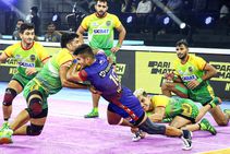 PKL 2022: ದಬಾಂಗ್ ಡೆಲ್ಲಿಯ ಅಜೇಯ ಓಟವನ್ನು ಮುರಿದ ಪಾಟ್ನಾ ಪೈರೇಟ್ಸ್