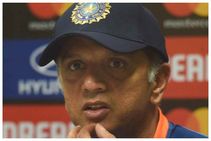 ಅಂಕಿ-ಅಂಶ ನೋಡಿ ಮಾತಾಡ್ರಿ..! ಪತ್ರಕರ್ತನ ಪ್ರಶ್ನೆಗೆ ಗರಂ ಆದ ರಾಹುಲ್ ದ್ರಾವಿಡ್