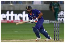 ಪಾಕ್ ವಿರುದ್ಧ ಪಂದ್ಯಕ್ಕೂ ಮುನ್ನ ರೋಹಿತ್ ಶರ್ಮಾಗೆ ಪ್ರಮುಖ ಸಲಹೆ ನೀಡಿದ ದ.ಆಫ್ರಿಕಾ ದಿಗ್ಗಜ