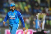 IND vs SA: ಟಿ20 ಕ್ರಿಕೆಟ್‌ನಲ್ಲಿ ದಾಖಲೆ ಬರೆದ ಮೊದಲ ಭಾರತೀಯ ಕ್ರಿಕೆಟಿಗ ರೋಹಿತ್ ಶರ್ಮಾ