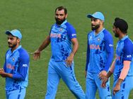 Ind Vs Pak : ಪಾಕಿಸ್ತಾನದ ವಿರುದ್ಧದ ಪಂದ್ಯದಲ್ಲಿ ಇವರಿಬ್ಬರೂ ಆಡಬೇಕು ಎಂದ ಸುನಿಲ್ ಗವಾಸ್ಕರ್