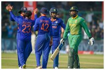 Ind vs SA 3rd ODI: ಭಾರತದ ದಾಳಿಗೆ ತರಗೆಲೆಯಂತಾದ ದ. ಆಫ್ರಿಕಾ, 99 ರನ್‌ಗಳಿಗೆ ಆಲೌಟ್‌!