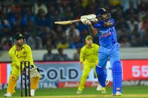 ಟಿ20 ವಿಶ್ವಕಪ್: ಆಸೀಸ್ ವಿರುದ್ಧ ಗೆದ್ದ ಭಾರತ; ಸೂರ್ಯಕುಮಾರ್ ವಿಶ್ವದ ಉತ್ತಮ ಬ್ಯಾಟರ್; ಆಸೀಸ್ ಬೌಲರ್