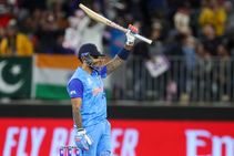 IND vs SA: 'ಸೂರ್ಯ'ಕುಮಾರನ ಪ್ರಕಾಶಮಾನಕ್ಕೆ ನೆಟ್ಟಿಗರು ಉಘೇ ಉಘೇ!